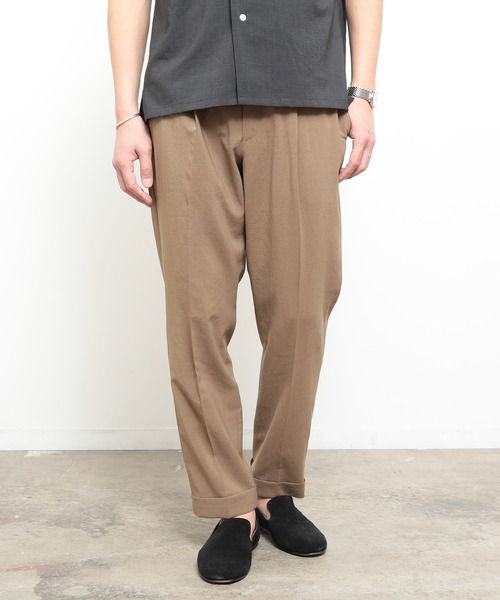 ADAM ET ROPE'(アダムエロペ)の「【EVALET】クロップドパンツ(スラックス・メンズ・チャコールグレー/ネイビー/ベージュ系その他・S/M/L)」の2枚目の写真