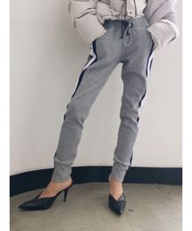 サイドラインパンツ