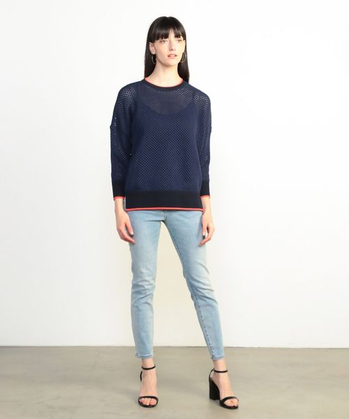 ARMANI EXCHANGE（アルマーニエクスチェンジ）の「【A|Xアルマーニ エクスチェンジ】メッシュニットプルオーバー（ニット/セーター・レディース・レッド/ブルー・SMALL/MEDIUM/X-SMALL）」の3枚目の写真