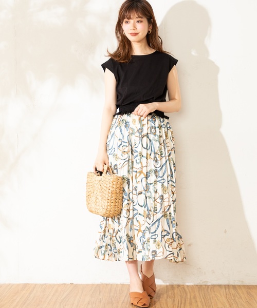 natural couture（ナチュラルクチュール）の「裾シャーリングショートシルケットTシャツ（Tシャツ/カットソー・レディース・ブラック/ベージュ/パープル/キャメル・FREE）」の5枚目の写真