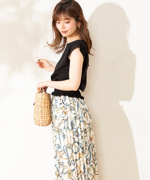 natural couture（ナチュラルクチュール）の「裾シャーリングショートシルケットTシャツ（Tシャツ/カットソー・レディース・ブラック/ベージュ/パープル/キャメル・FREE）」の6枚目の写真