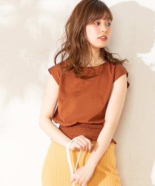 natural couture（ナチュラルクチュール）の「裾シャーリングショートシルケットTシャツ（Tシャツ/カットソー・レディース・ブラック/ベージュ/パープル/キャメル・FREE）」の21枚目の写真