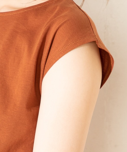 natural couture（ナチュラルクチュール）の「裾シャーリングショートシルケットTシャツ（Tシャツ/カットソー・レディース・ブラック/ベージュ/パープル/キャメル・FREE）」の15枚目の写真