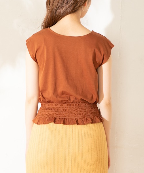 natural couture（ナチュラルクチュール）の「裾シャーリングショートシルケットTシャツ（Tシャツ/カットソー・レディース・ブラック/ベージュ/パープル/キャメル・FREE）」の11枚目の写真