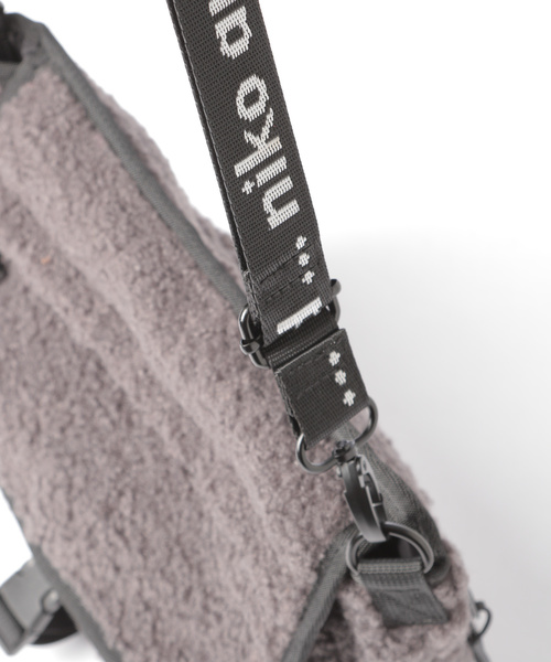 niko and...（ニコアンド）の「オリジナルボアメッセンジャーバッグ（メッセンジャーバッグ・レディース・アイボリー/モカ/チャコール・0）」の7枚目の写真