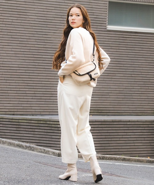 niko and...（ニコアンド）の「オリジナルボアメッセンジャーバッグ（メッセンジャーバッグ・レディース・アイボリー/モカ/チャコール・0）」の16枚目の写真