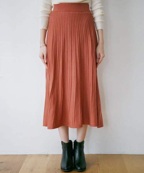 rectangle（レクタングル）の「リブニットフレアースカート（スカート・レディース・ベージュ/オレンジ/ブラウン/アイボリー/ブラック・FREE）」の11枚目の写真