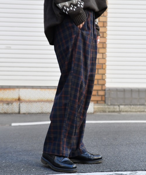 kutir(クティール)の「チェックワイドストレートパンツ(その他パンツ・メンズ・ダークブラウン/ネイビー/グレー・SMALL/MEDIUM/LARGE)」の14枚目の写真
