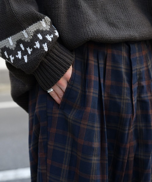 kutir(クティール)の「チェックワイドストレートパンツ(その他パンツ・メンズ・ダークブラウン/ネイビー/グレー・SMALL/MEDIUM/LARGE)」の11枚目の写真