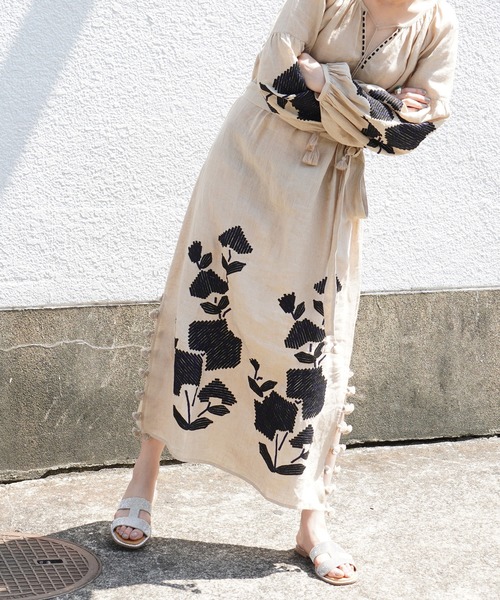 ADAM ET ROPE'(アダムエロペ)の「【BENARAS by CITRUS】別注Veronica Rose Dress(ワンピース・レディース・ベージュ/グリーン・1)」の21枚目の写真