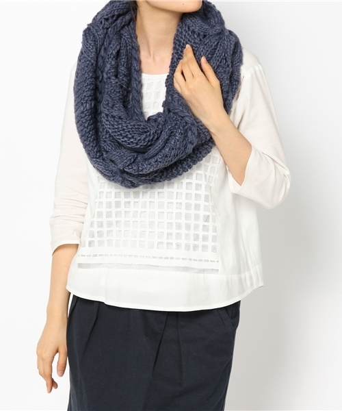 ROSE BUD(ローズバッド)の「LR-14211 FLOWER JQ. KNITTED SNOOD(ストール/ショール・レディース・チャコール/ベージュ/ブルー/オレンジ・ONE SIZE)」の5枚目の写真