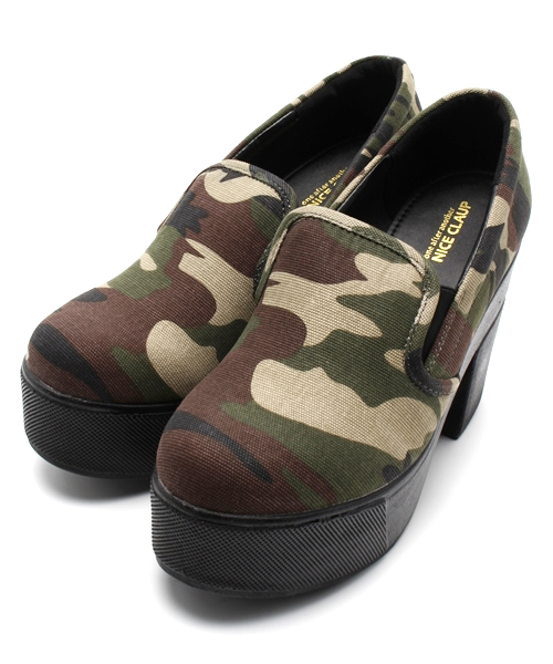 one after another NICE CLAUP（ワンアフターアナザーナイスクラップ）の「【ナイスクラップ】厚底ヒールパンプス（その他シューズ・レディース・ネイビー/カモフラージュ/ブラック・MEDIUM/SMALL/LARGE）」の11枚目の写真