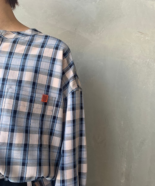 UNIVERSAL OVERALL（ユニバーサルオーバーオール）の「[UNIVERSAL OVERALL/ユニバーサルオーバーオール] 別注 ビッグシルエットバンドカラーシャツ（シャツ/ブラウス・レディース・ブルー系その他/ライトブルー/ブラック系その他/ブルー・F）」の9枚目の写真