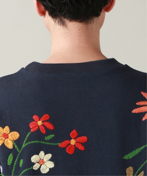 niche.（ニッチ）の「【niche. / ニッチ】Flower Embroidery クルーネックスウェット-ALL Over（スウェット・メンズ・ダークブルー・X-LARGE/MEDIUM/LARGE）」の4枚目の写真