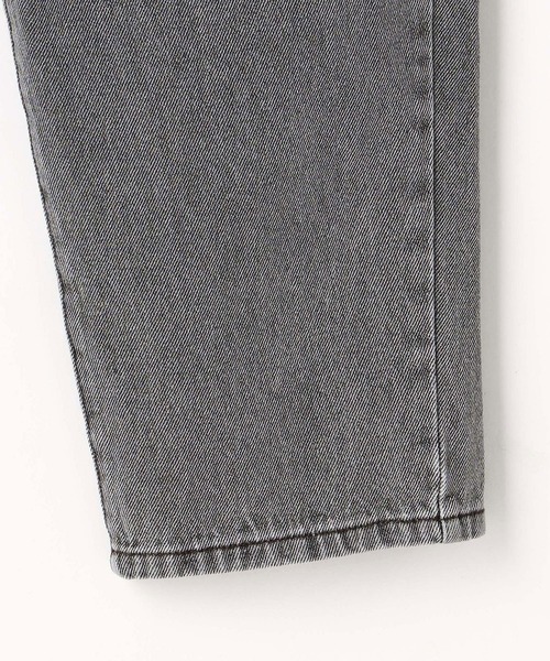 179/WG(イチナナキュウダブルジー)の「テーパードデニムパンツ(デニムパンツ・レディース・オフホワイト/ライトグレー・MEDIUM)」の17枚目の写真