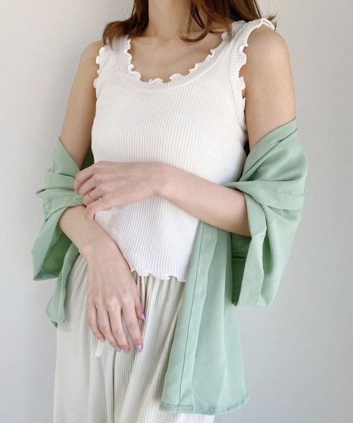 CLEA(クレア)の「リブニットフリルタンク(タンクトップ・レディース・ホワイト/ブラック/グリーン/パープル/アイボリー・FREE)」の13枚目の写真