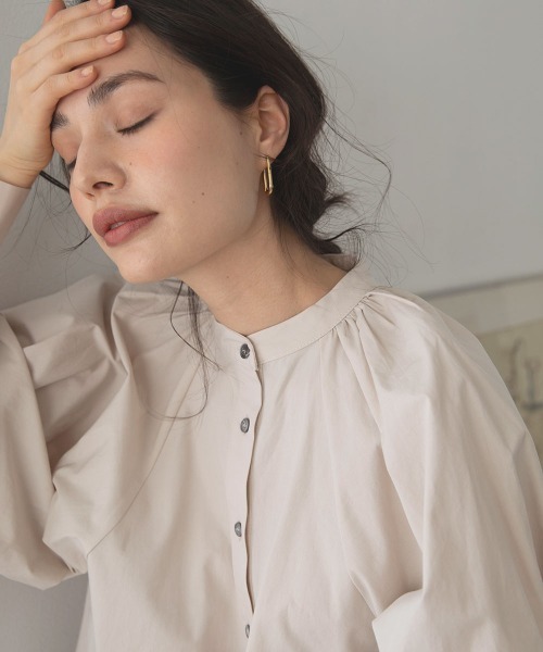 marjour（マージュール）の「VERTICAL HOOP PIERCE（ピアス（両耳用）・レディース・シルバー/ゴールド・FREE）」の13枚目の写真