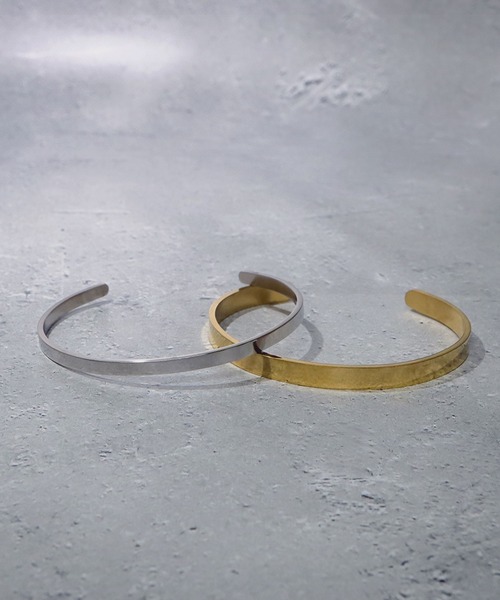 SBG（エスビー）の「SBG 平打ちプレーンバングル（バングル/リストバンド・メンズ・ブラック/シルバー/ゴールド/ピンクゴールド・#4/#6）」の21枚目の写真