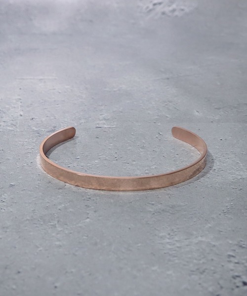 SBG（エスビー）の「SBG 平打ちプレーンバングル（バングル/リストバンド・メンズ・ブラック/シルバー/ゴールド/ピンクゴールド・#4/#6）」の17枚目の写真