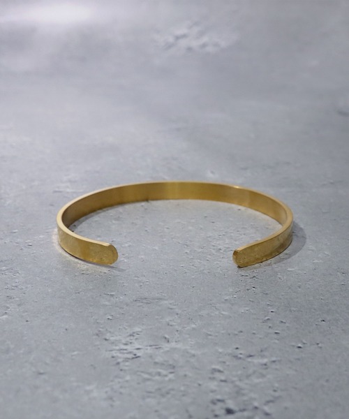 SBG（エスビー）の「SBG 平打ちプレーンバングル（バングル/リストバンド・メンズ・ブラック/シルバー/ゴールド/ピンクゴールド・#4/#6）」の12枚目の写真