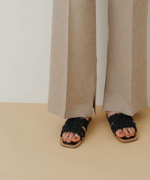 ADAM ET ROPE'（アダムエロペ）の「マクラメフラットサンダル（サンダル・レディース・ブラック/ベージュ/オフホワイト・23.5cm/24.5cm/23.0cm/24.0cm）」の16枚目の写真