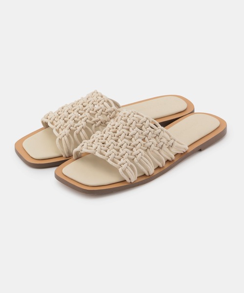 ADAM ET ROPE'（アダムエロペ）の「マクラメフラットサンダル（サンダル・レディース・ブラック/ベージュ/オフホワイト・23.5cm/24.5cm/23.0cm/24.0cm）」の9枚目の写真