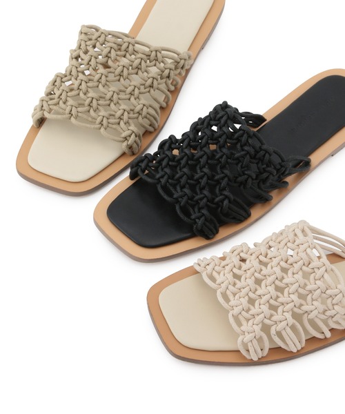 ADAM ET ROPE'（アダムエロペ）の「マクラメフラットサンダル（サンダル・レディース・ブラック/ベージュ/オフホワイト・23.5cm/24.5cm/23.0cm/24.0cm）」の19枚目の写真