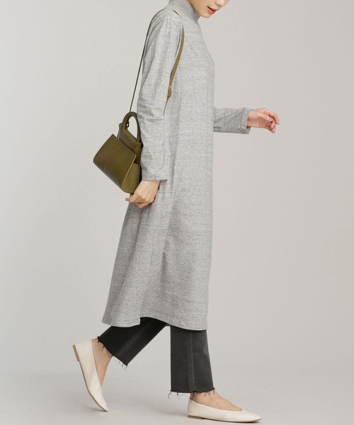 MUVEIL(ミュベール)の「MUVEIL/ハートパッチワンピース(ワンピース・レディース・グレー・38)」の4枚目の写真