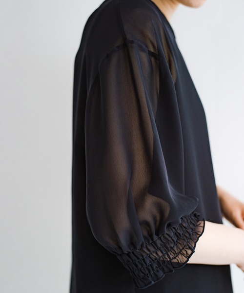 haco!（ハコ）の「上品な透け感が華やぎをプラスしてくれるシフォントップス＆ノースリーブカットソーセット（その他トップス・レディース・ライトグレー/ダークネイビー・SMALL/MEDIUM/LARGE/X-LARGE）」の15枚目の写真