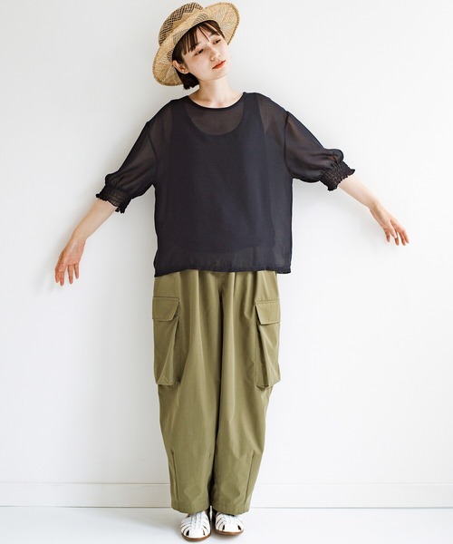 haco!（ハコ）の「上品な透け感が華やぎをプラスしてくれるシフォントップス＆ノースリーブカットソーセット（その他トップス・レディース・ライトグレー/ダークネイビー・SMALL/MEDIUM/LARGE/X-LARGE）」の3枚目の写真