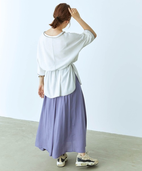 mikke（ミッケ）の「2WAYオーバサイズ 配色ステッチ ワッフルカットソー（Tシャツ/カットソー・レディース・ブラック/オフホワイト/イエロー/ブルー・FREE）」の11枚目の写真