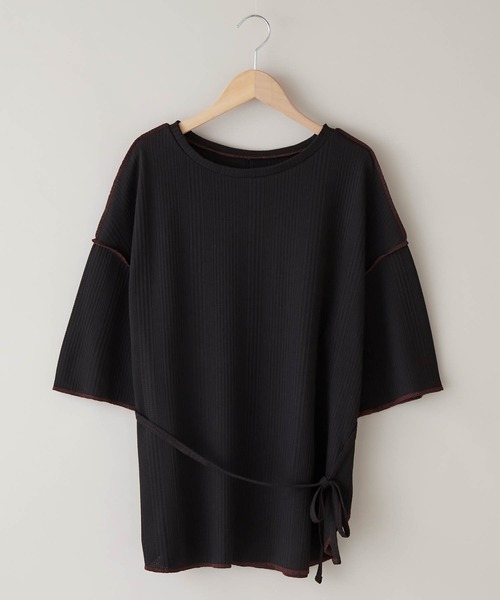 mikke（ミッケ）の「2WAYオーバサイズ 配色ステッチ ワッフルカットソー（Tシャツ/カットソー・レディース・ブラック/オフホワイト/イエロー/ブルー・FREE）」の13枚目の写真