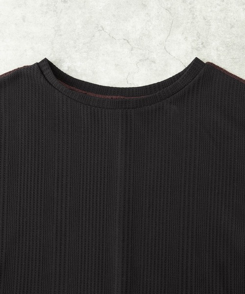 mikke（ミッケ）の「2WAYオーバサイズ 配色ステッチ ワッフルカットソー（Tシャツ/カットソー・レディース・ブラック/オフホワイト/イエロー/ブルー・FREE）」の14枚目の写真