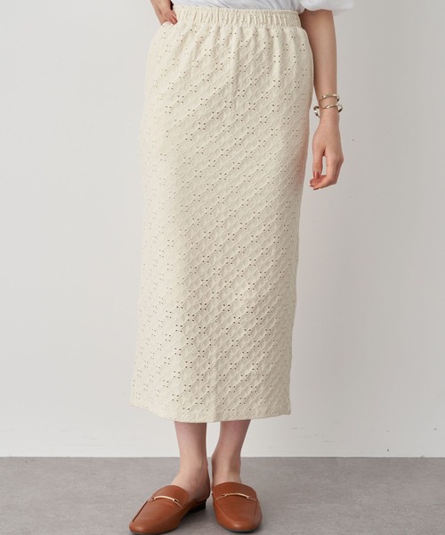 earth music&ecology（アースミュージックアンドエコロジー）の「【WEB限定】カットレースタイトスカート ＊（スカート・レディース・ブラック/ブラウン/ピンク/アイボリー・FREE）」の2枚目の写真