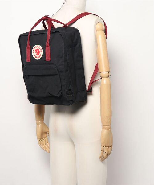 Fjallraven Kanken（フェールラーベンカンケン）の「アイコンワッペン バックパック（バックパック/リュック・メンズ・A/B/C/D/E/F/G/H・F）」の12枚目の写真