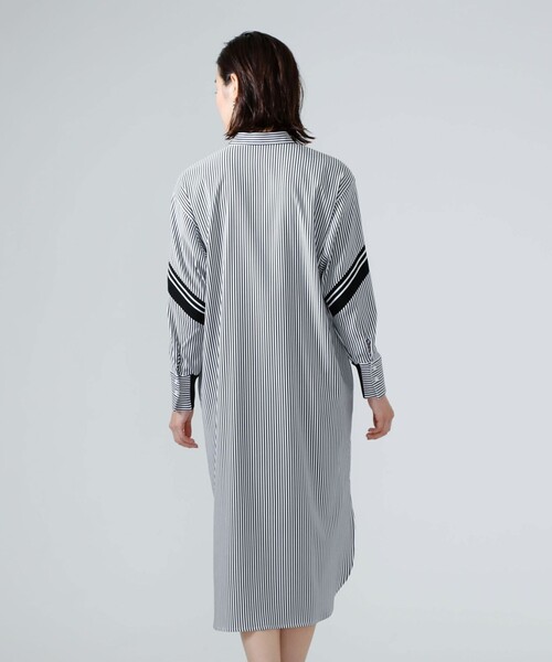 CAST:（キャストコロン）の「ストライプロングワンピース（ワンピース・レディース・ネイビー・S/M）」の4枚目の写真
