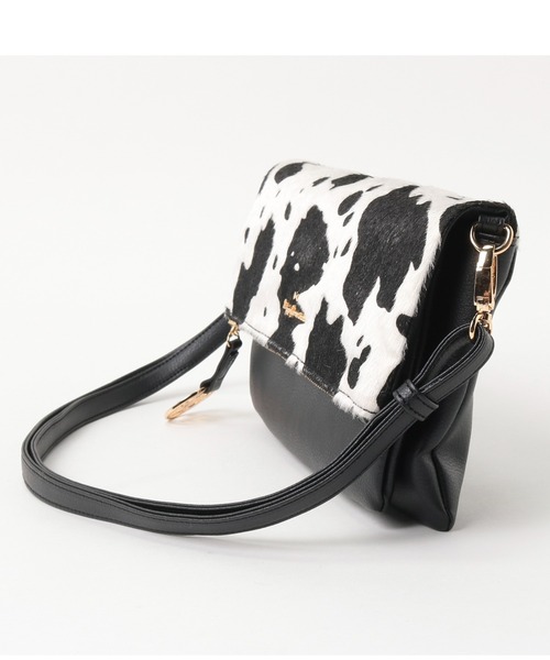 Pi（ピーアイ）の「クラッチにもなるレザー調合皮フラップショルダー　新柄登場（ショルダーバッグ・レディース・ホワイト/ブラウン系その他/ブルー/アイボリー・フリー）」の9枚目の写真