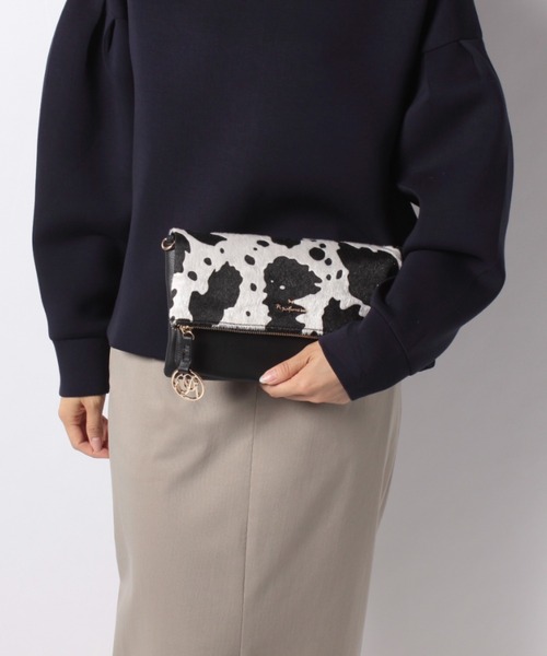 Pi（ピーアイ）の「クラッチにもなるレザー調合皮フラップショルダー　新柄登場（ショルダーバッグ・レディース・ホワイト/ブラウン系その他/ブルー/アイボリー・フリー）」の12枚目の写真