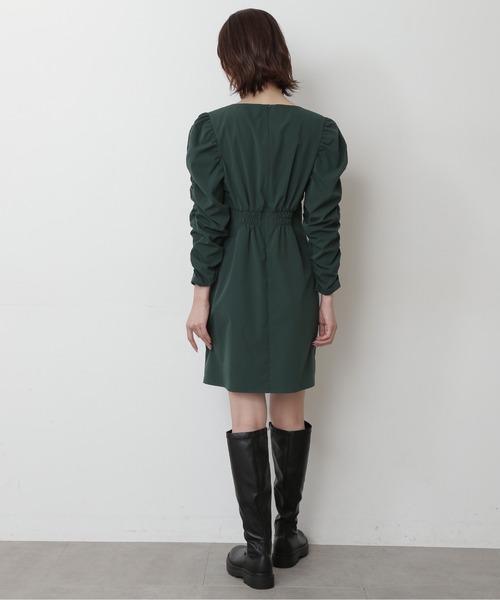 FREE'S MART（フリーズマート）の「【インフルエンサー森下愛里沙さんレコメンド】◆袖シャーリングミニワンピース（ワンピース・レディース・ブラック/グリーン・FREE）」の3枚目の写真
