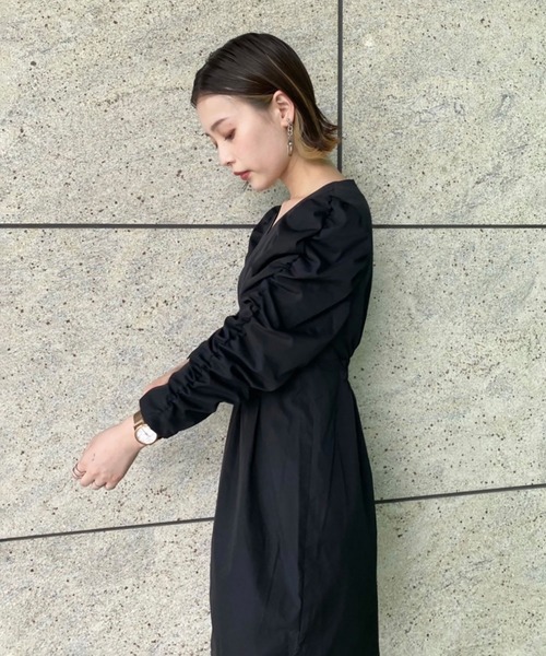 FREE'S MART（フリーズマート）の「【インフルエンサー森下愛里沙さんレコメンド】◆袖シャーリングミニワンピース（ワンピース・レディース・ブラック/グリーン・FREE）」の14枚目の写真