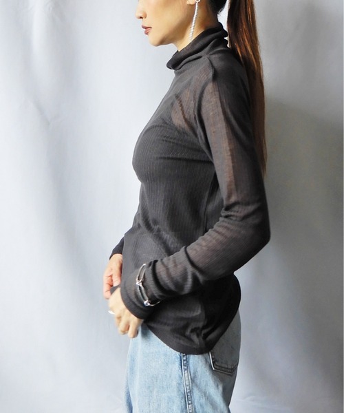 y/m by Yukie（イムバイユキエ）の「シアーリブカットトップス（Tシャツ/カットソー・レディース・ベージュ/カーキ/チャコールグレー・FREE）」の19枚目の写真