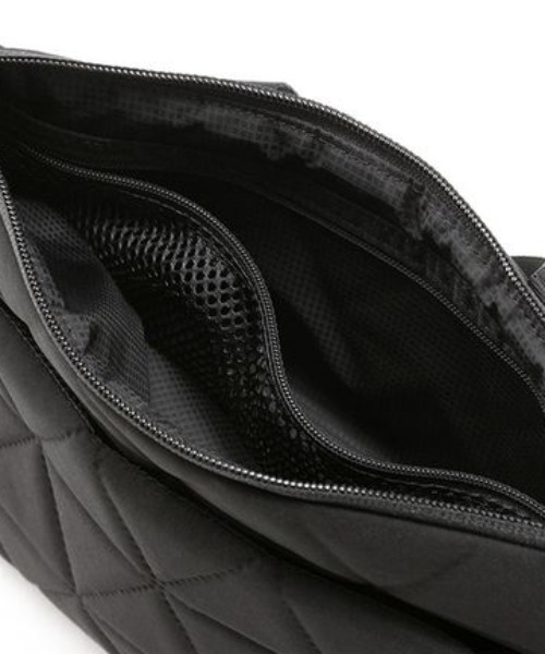 THE NORTH FACE（ザノースフェイス）の「THE NORTH FACE/ノースフェイス ジオフェイスポーチ NM82033（PC・タブレットケース・メンズ・ブラウン/ブラック・FREE）」の8枚目の写真