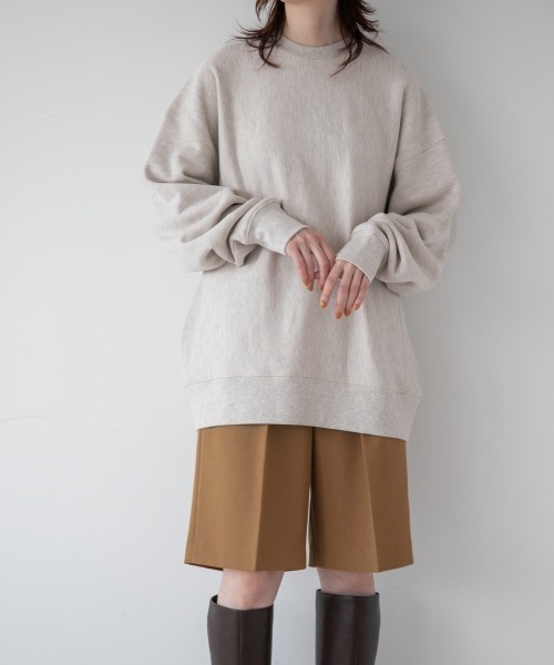 yuw（ユウ）の「UNISEX FLEECE PULLOVER　238895（スウェット・レディース・ブラック/ライトグレー/カーキ/イエロー・FREE）」の6枚目の写真