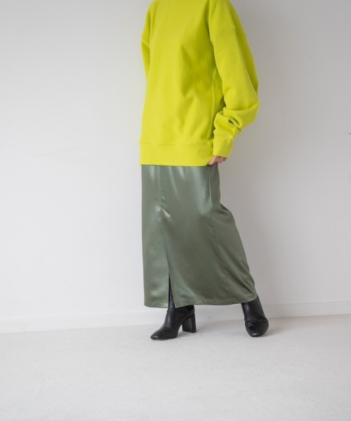 yuw（ユウ）の「UNISEX FLEECE PULLOVER　238895（スウェット・レディース・ブラック/ライトグレー/カーキ/イエロー・FREE）」の13枚目の写真