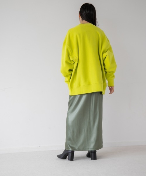 yuw（ユウ）の「UNISEX FLEECE PULLOVER　238895（スウェット・レディース・ブラック/ライトグレー/カーキ/イエロー・FREE）」の12枚目の写真