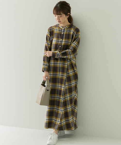 URBAN RESEARCH Sonny Label（アーバンリサーチサニーレーベル）の「パウダータッチ起毛ネルシャツワンピース（ワンピース・レディース・ベージュ/ブラウン系その他/チャコールグレー・FREE）」の2枚目の写真