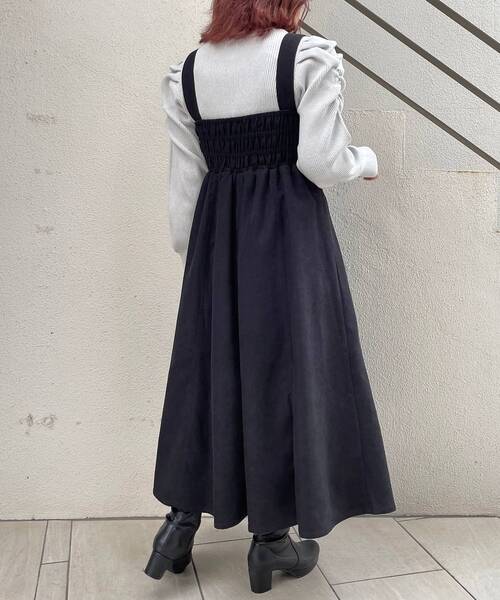 MAJESTIC LEGON（マジェスティックレゴン）の「ボリュームショルダーニット（ニット/セーター・レディース・ブラック/ベージュ/ブラウン/グレー/アイボリー・SMALL/MEDIUM）」の9枚目の写真