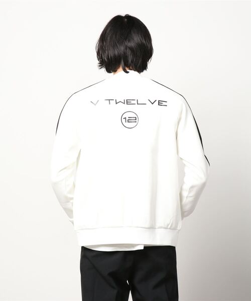V12(ヴィ トゥエルヴ)の「LINE TOP(ブルゾン・メンズ・ブラック/グレー/ホワイト・L/M/S/XL)」の9枚目の写真