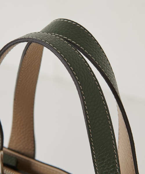 BEARDSLEY（ビアズリー）の「《GIANNI NATARO CAROL J》レザーバッグ（ショルダーバッグ・レディース・ベージュ/カーキ・FREE）」の6枚目の写真