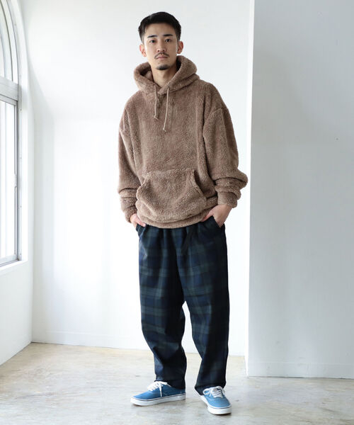 BEAMS(ビームス)の「BEAMS / ウェビング バギー テーパード チェック パンツ(その他パンツ・メンズ・ネイビー/ブラウン・SMALL/MEDIUM/LARGE/X-LARGE)」の6枚目の写真